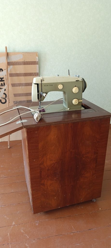 Продам швейную машинку textima veritas в рабочем состоянии.