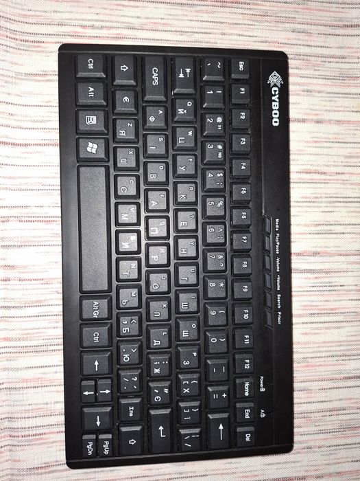 Клавиатура Bluetooth