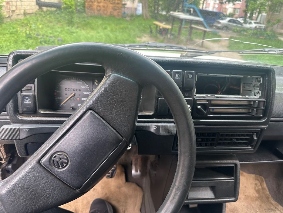 Продати автомобіль