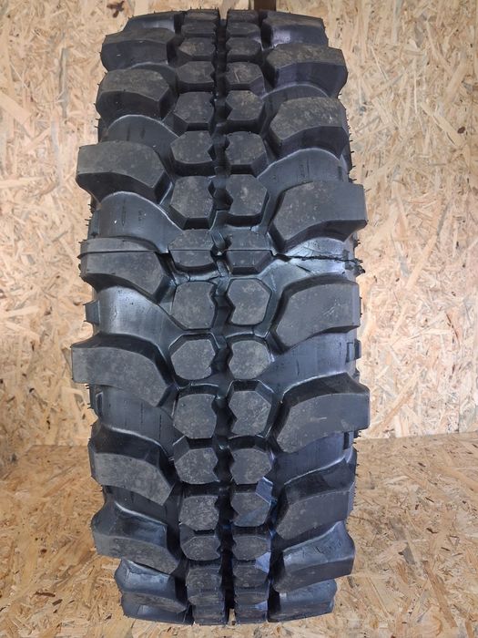 Opony terenowe 265 70 R17 Simex