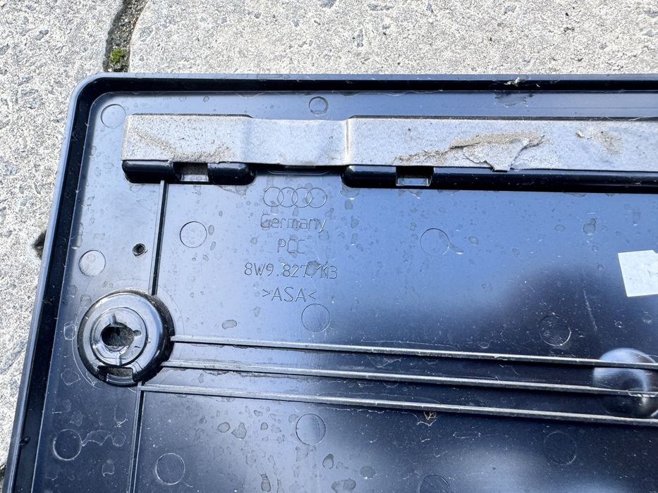 Подіум номерного знаку ауді а4 б9 америка