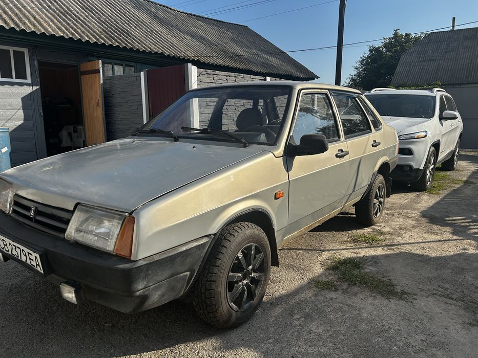 Автомобіль ВАЗ 21099 газ оформлений