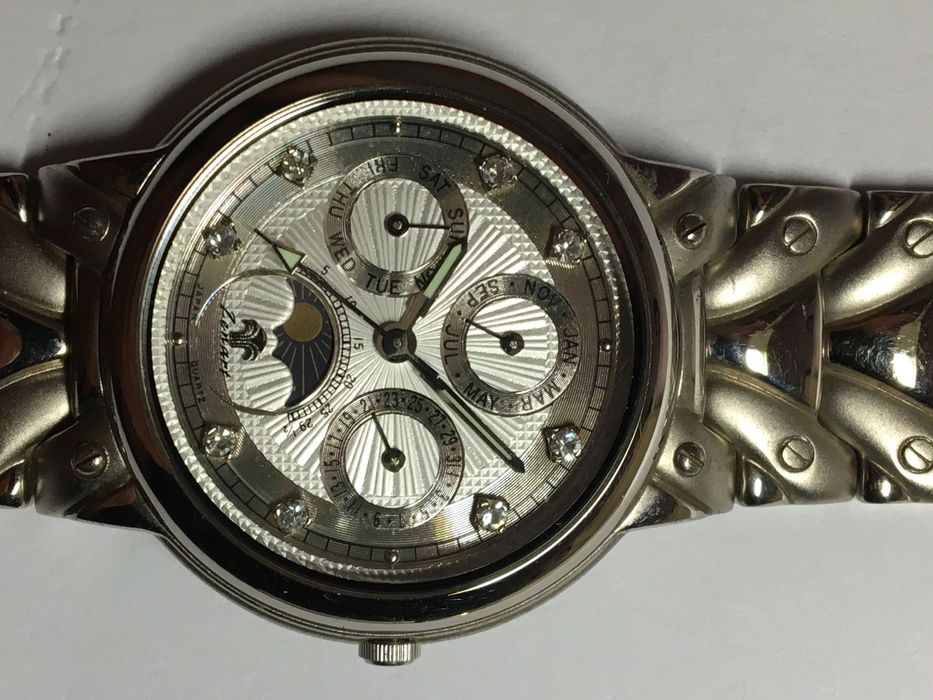 Часы наручные кварцевые Zenart