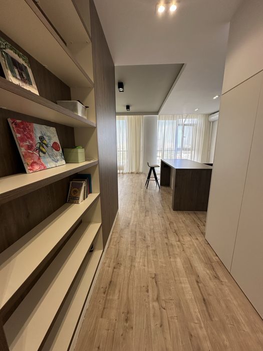 В продаже однокомнатная квартира в 9 жемчужине!