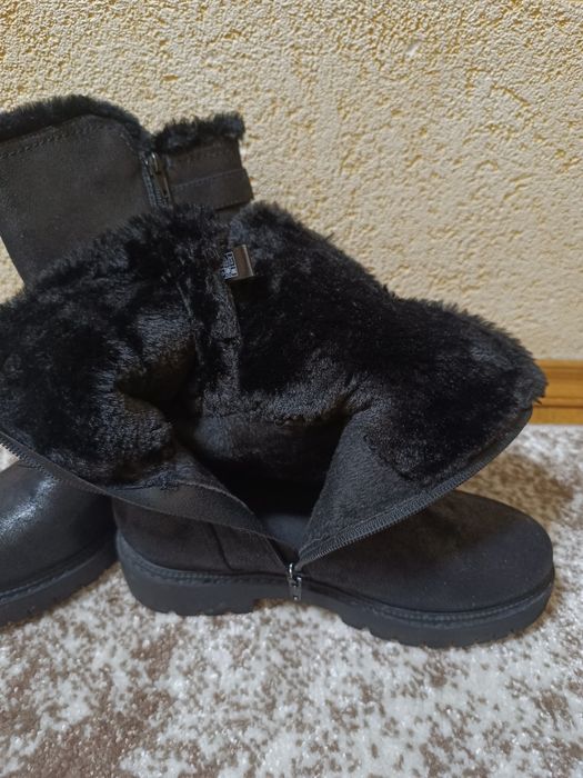 Зимові черевики 39р