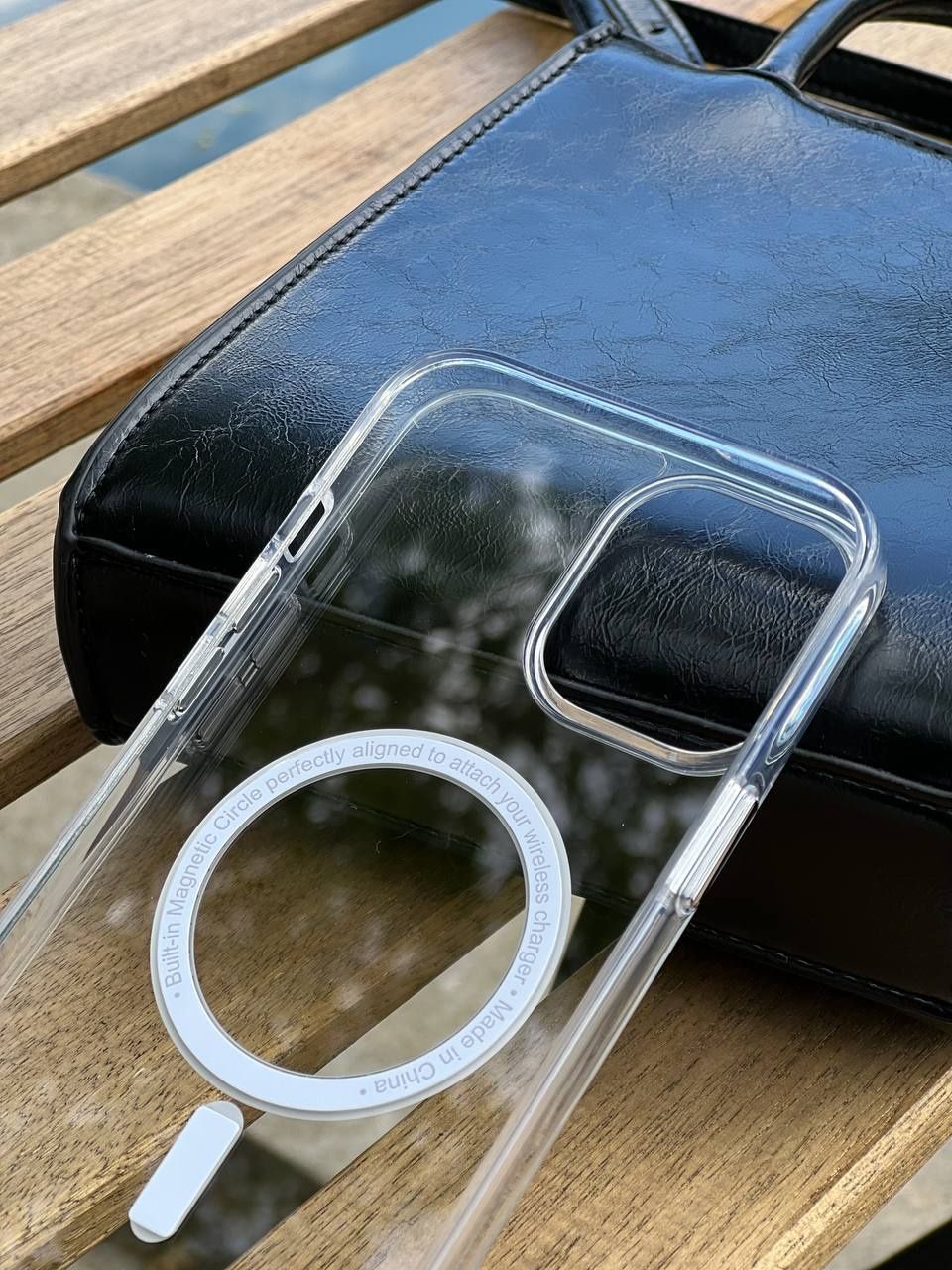 Прозрачные чехлы iPhone с термополиуоитана/Magsafe