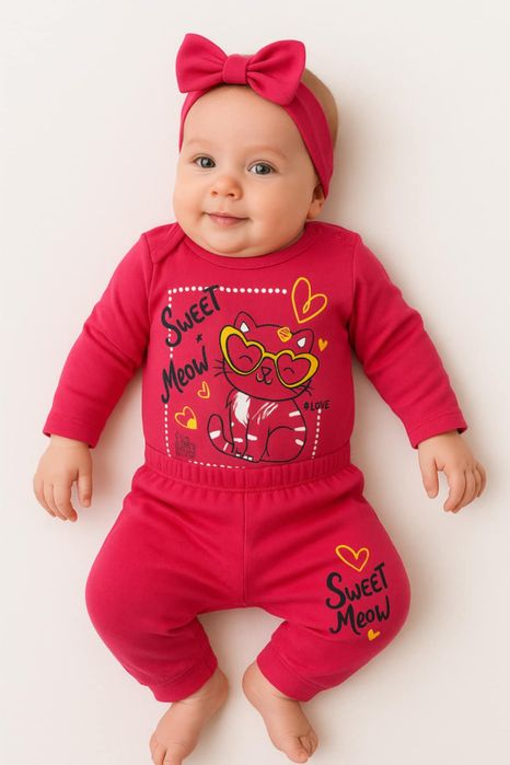 Komplet niemowlęcy różowy kotek body spodenki bawełna wygodny 74