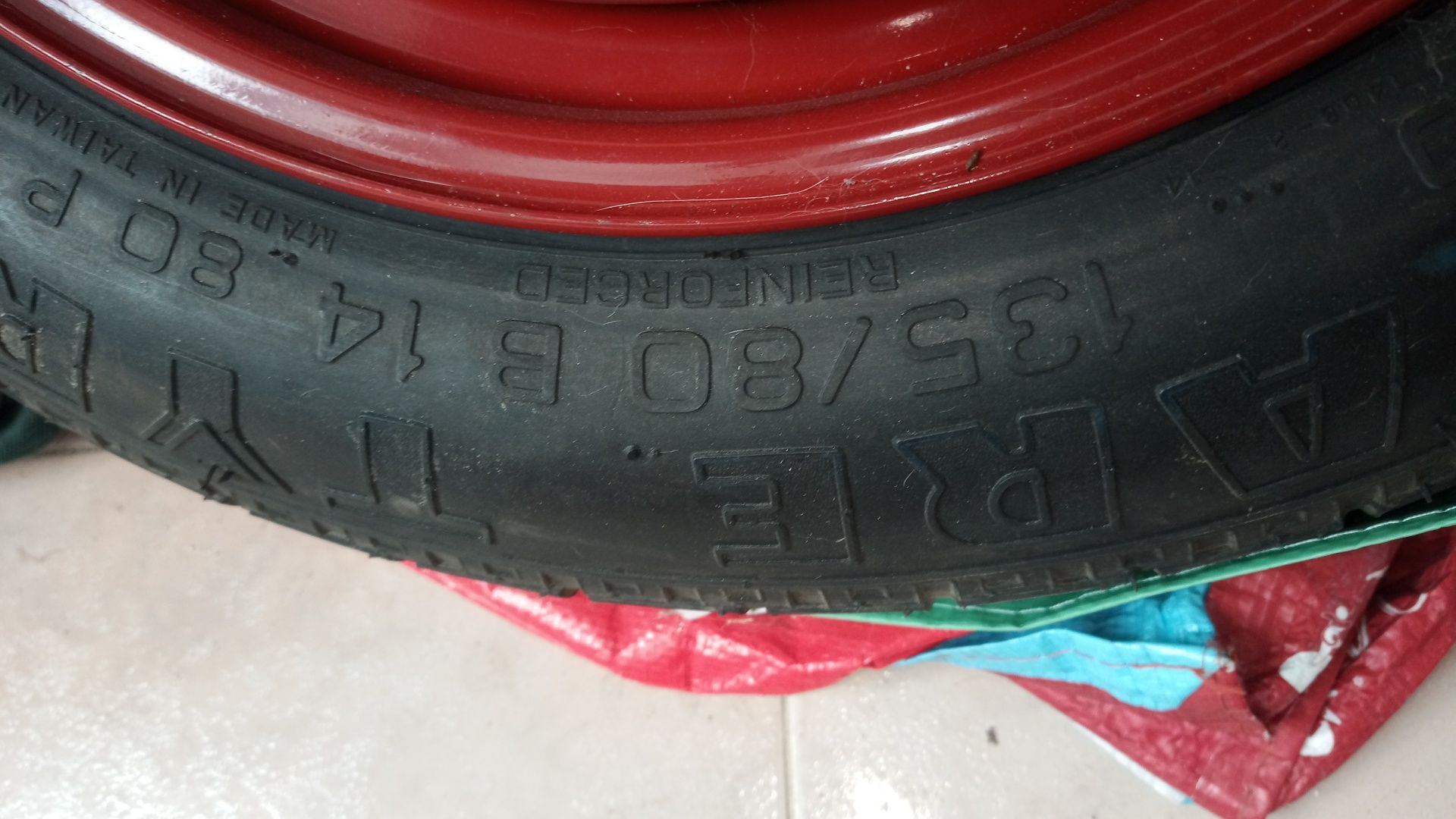 Pneu suplente para Fiat Punto
