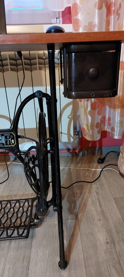 Stolik pod komputer
