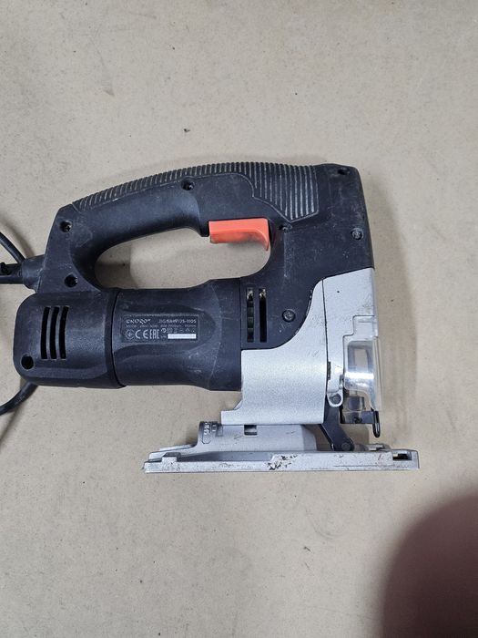 Електролобзик Dnipro-M JS-110S