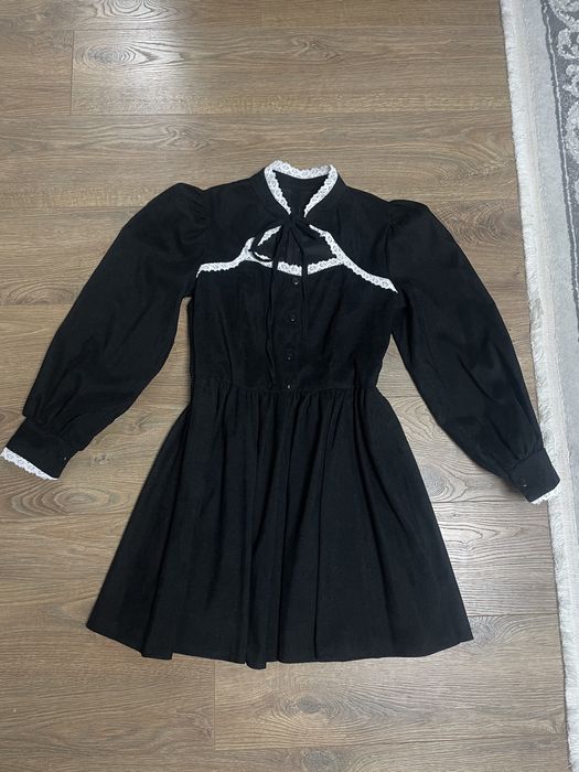 Женские вещи платья юбки кофты