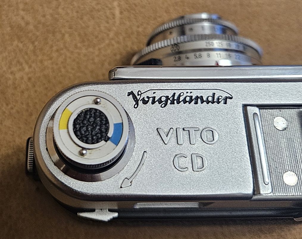 Wyjątkowy rewelacyjny aparat analogowy Voigtlander Vito CD