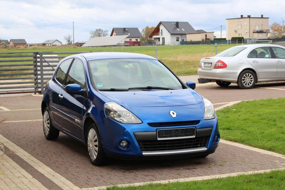 Renault Clio CLIO 1,2 75KM, perfekcyjny stan, bogate wyposażenie, śliczny kolor
