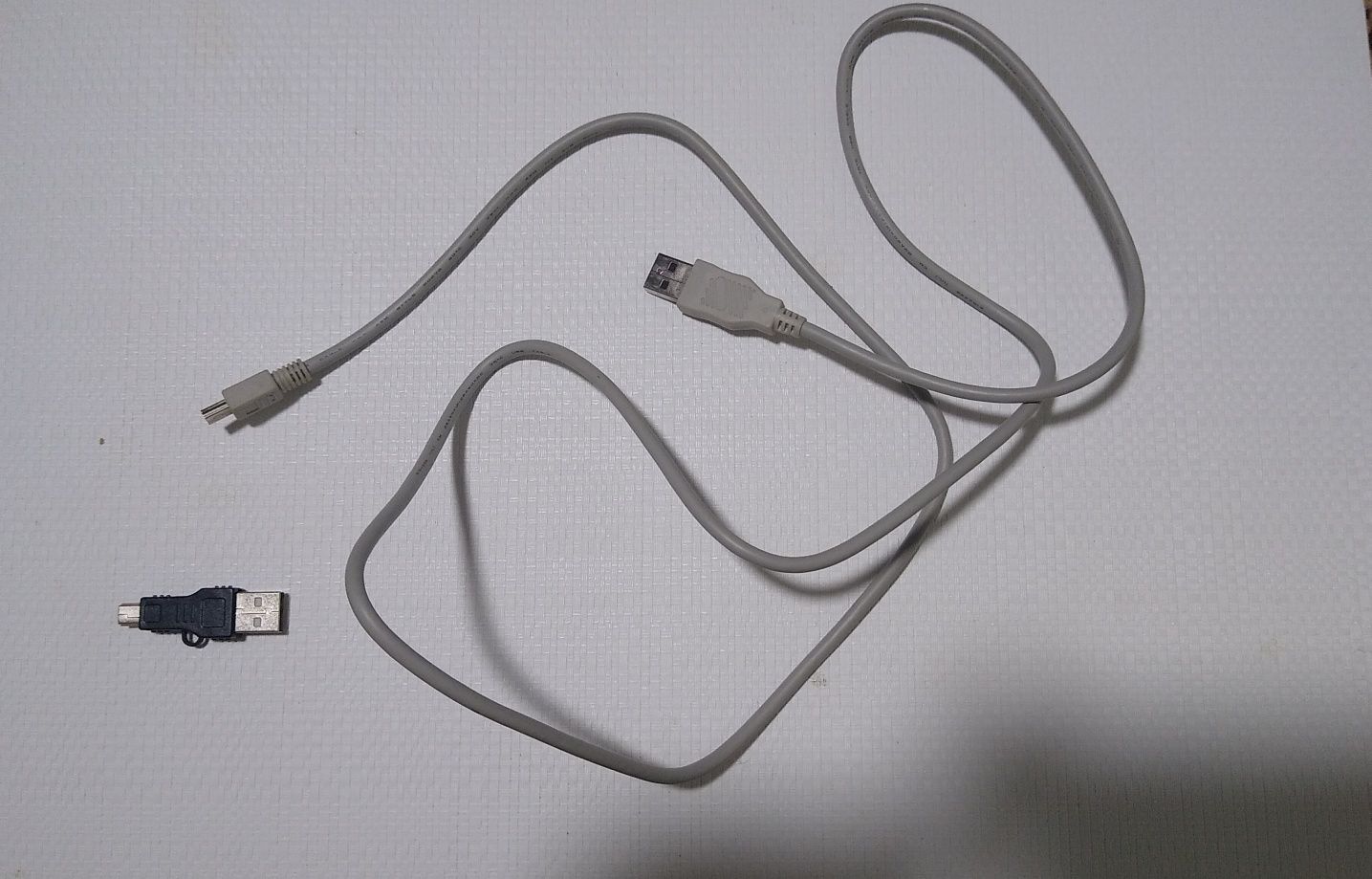 кабели USB -> micro usb -> mini USB