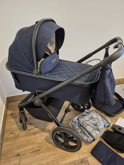 Wózek Venicci Tinum 2.0 granatowy kompletny zestaw