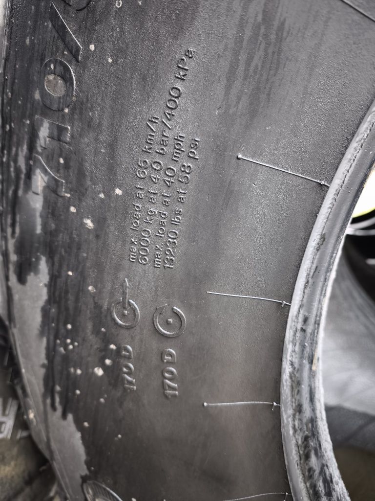 Opony zachodnie 710/50 R - 26.5 VREDESTEIN 700/50 zdrowe Radialne