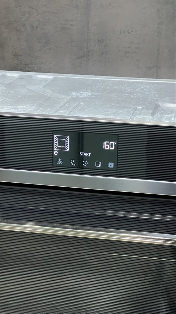 Духовой шкаф Smeg SOP6102TN чёрное стекло духовка духова шафа