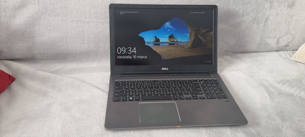 Laptop Dell Vostro i5 7200 dysk SSD 240GB