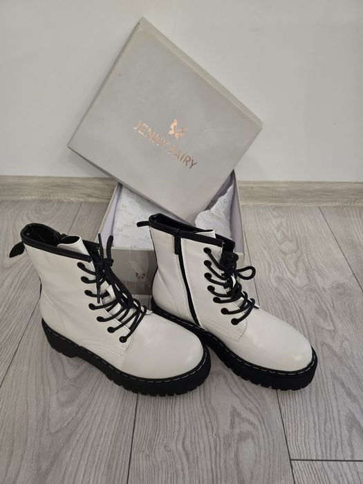 Workery czarno -białe rozm 37