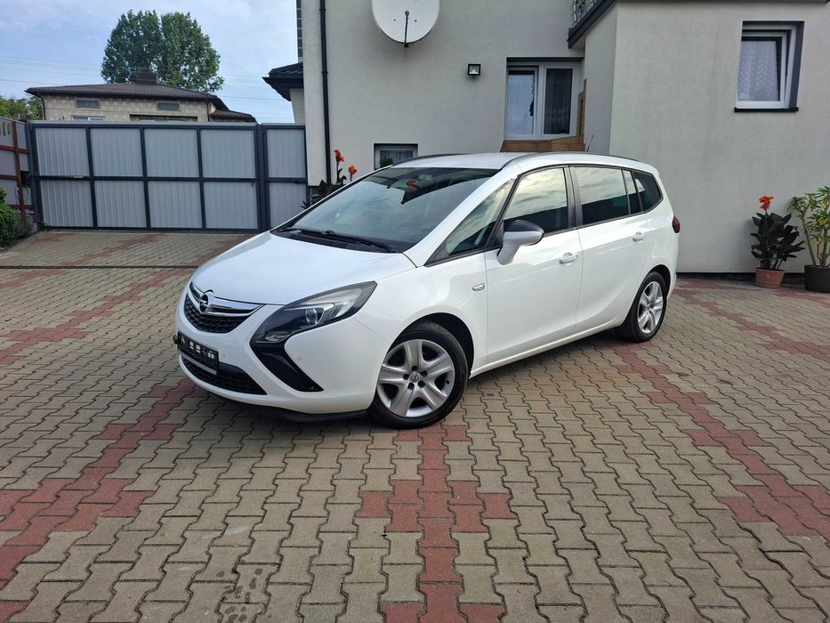 Opel Zafira 1.4 Benzyna 140KM_Serwis ASO_Bezwypadek_Zadbany
