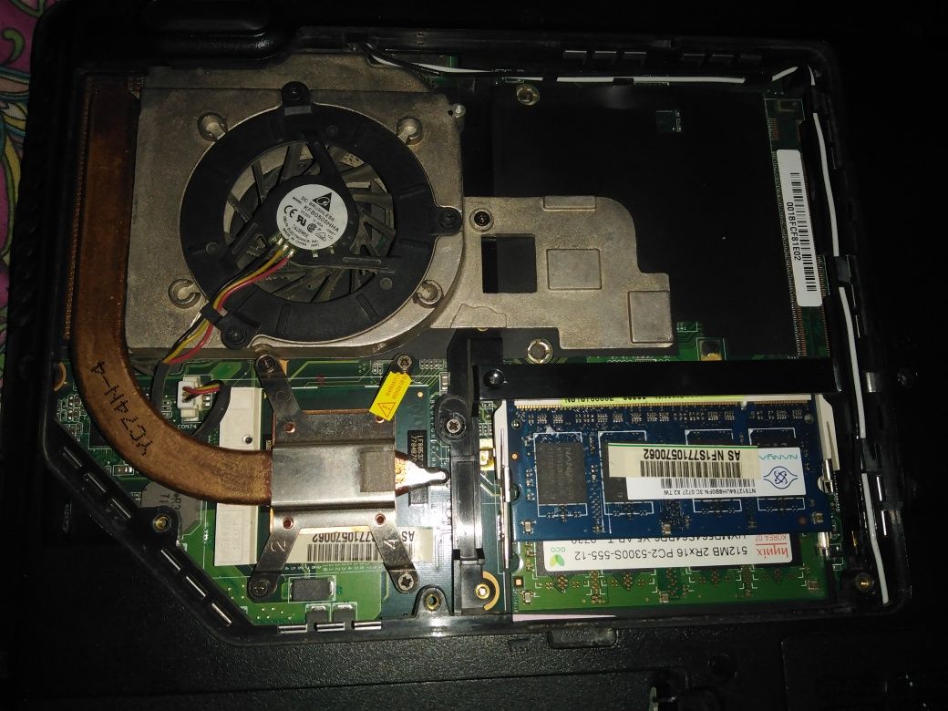 Laptop ASUS Z99H