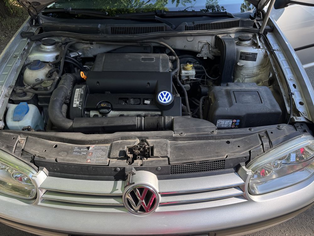 Продам Volkswagen Golf 1.4 MPI