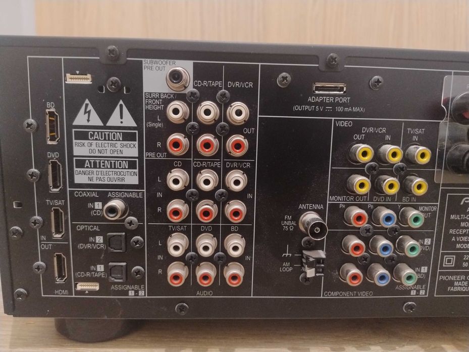 Amplituner AV Pioneer VSX-520