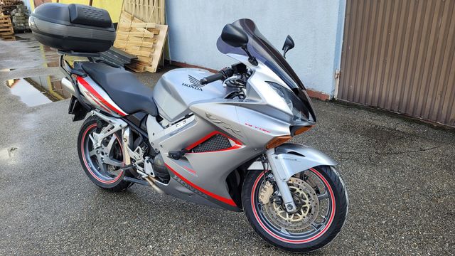 Honda VFR Honda VFR 800 ABS + KUFER