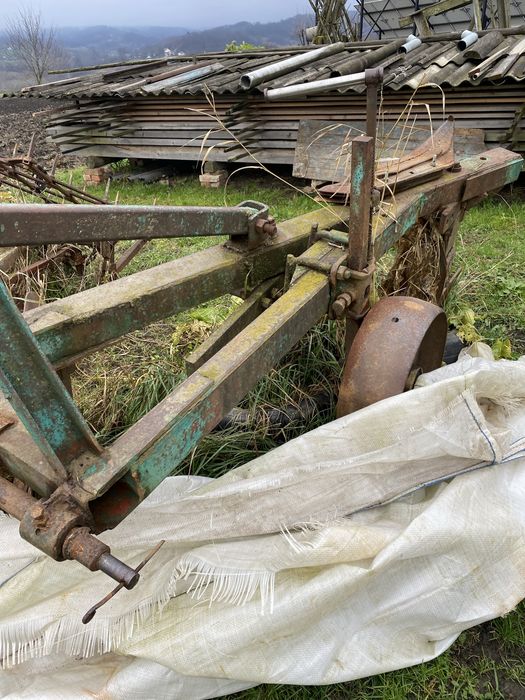 Продам плуг в дуже гарному стані