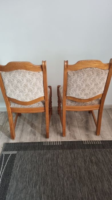 Stół z 6 krzesłami