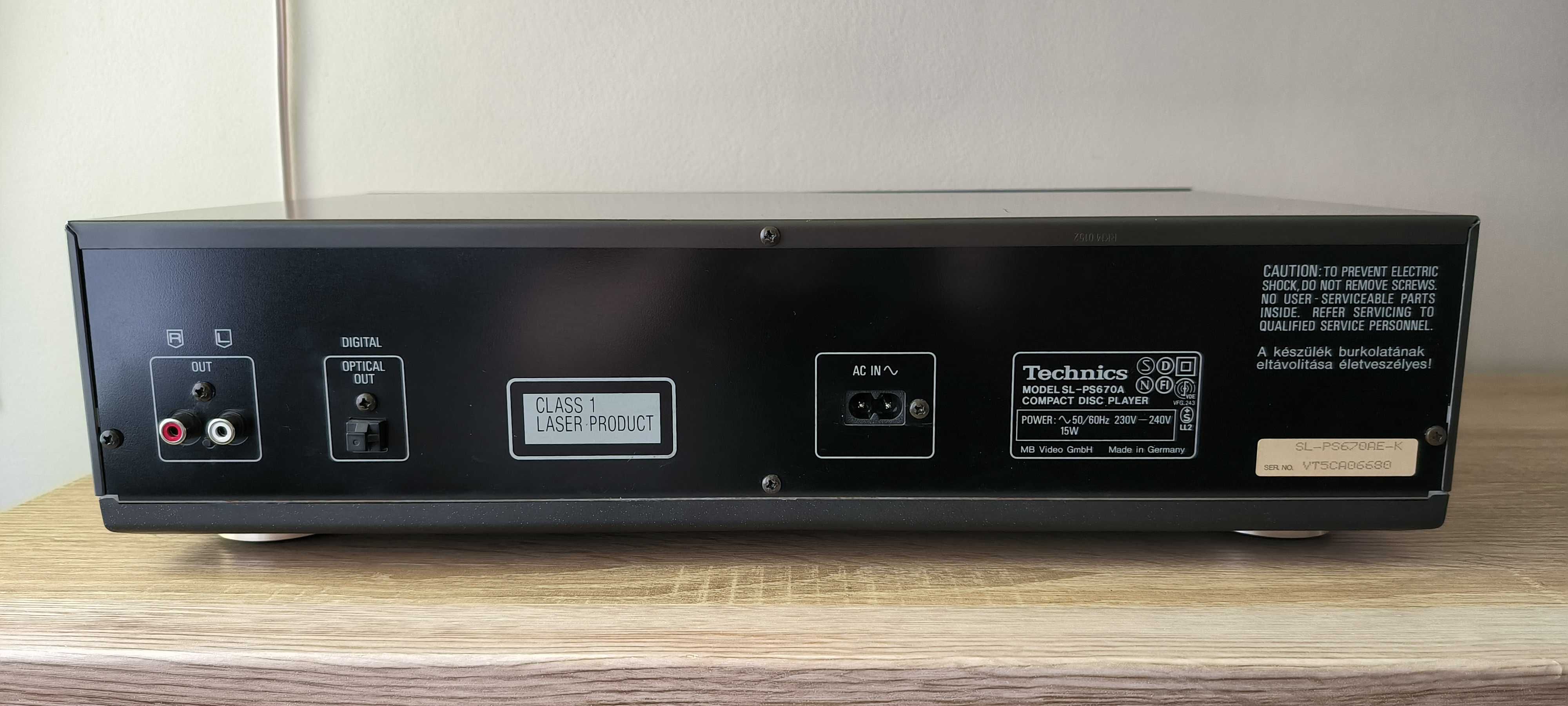 Odtwarzacz CD Technics SL-PS670A +pilot