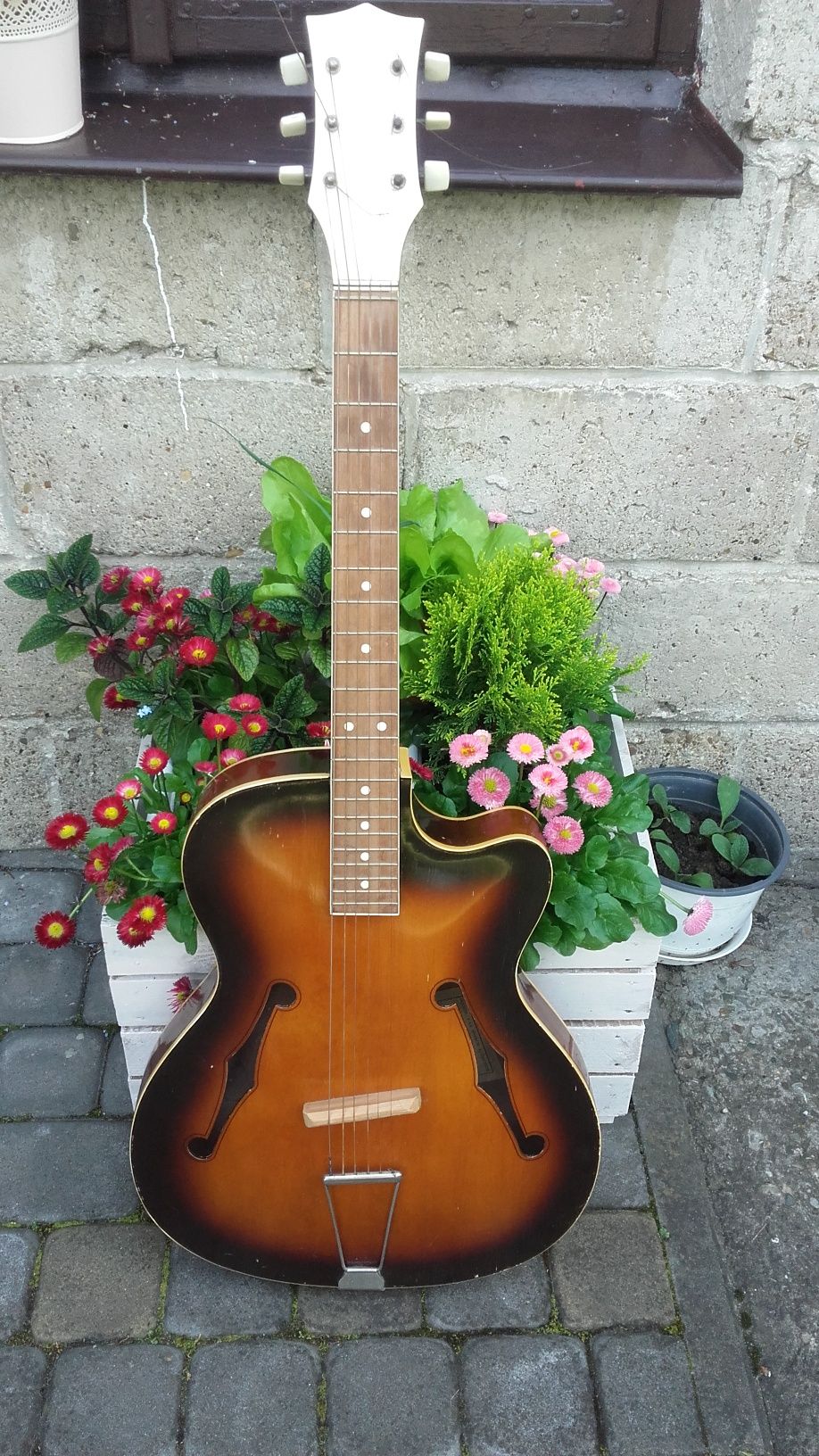 Gitara defil jazz