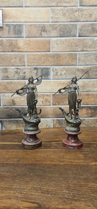 Figura z cynkalu idealna na prezent na święta