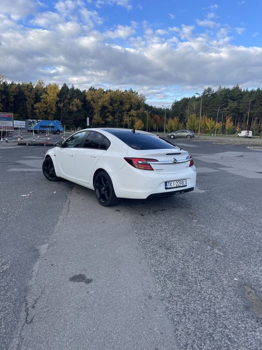 Posiadam na sprzedaż opla insygnie 2014r