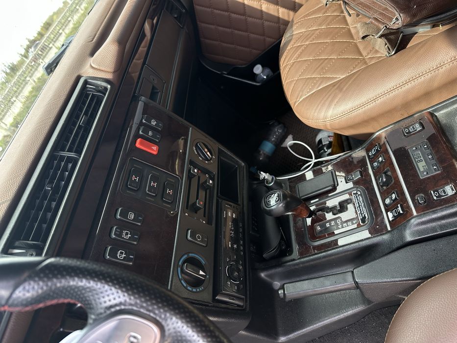 Mercedes-Benz G-Class 2000