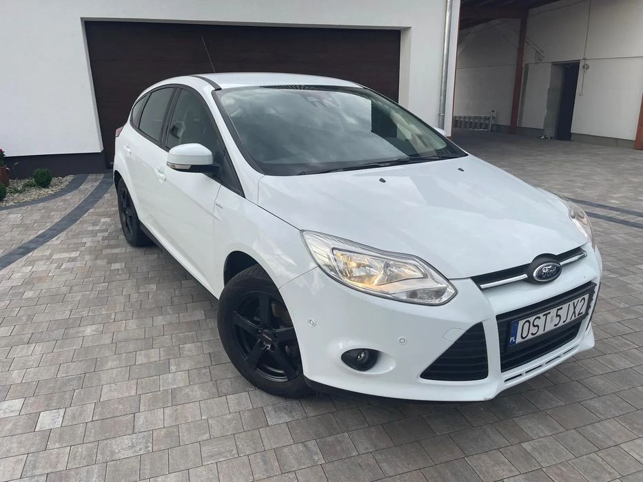 Ford Focus Ford Focus 1.0 EcoBoost Hatchback Gold X Trend