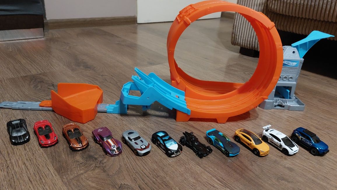 GBF81 Hot Wheels Tor pętla Rywalizacja Mistrzów