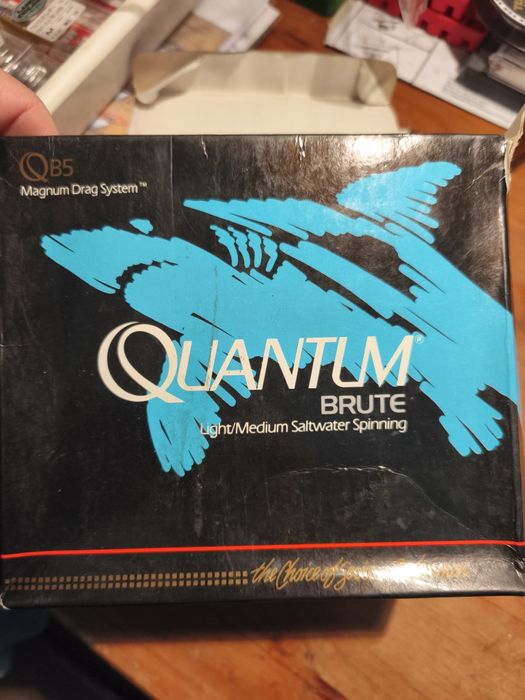 Carreto Quantum Brute QB5 (pesca mar)