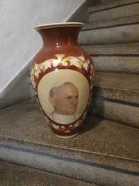 Duży wazon z Janem Pawłem II, porcelana Chodzież