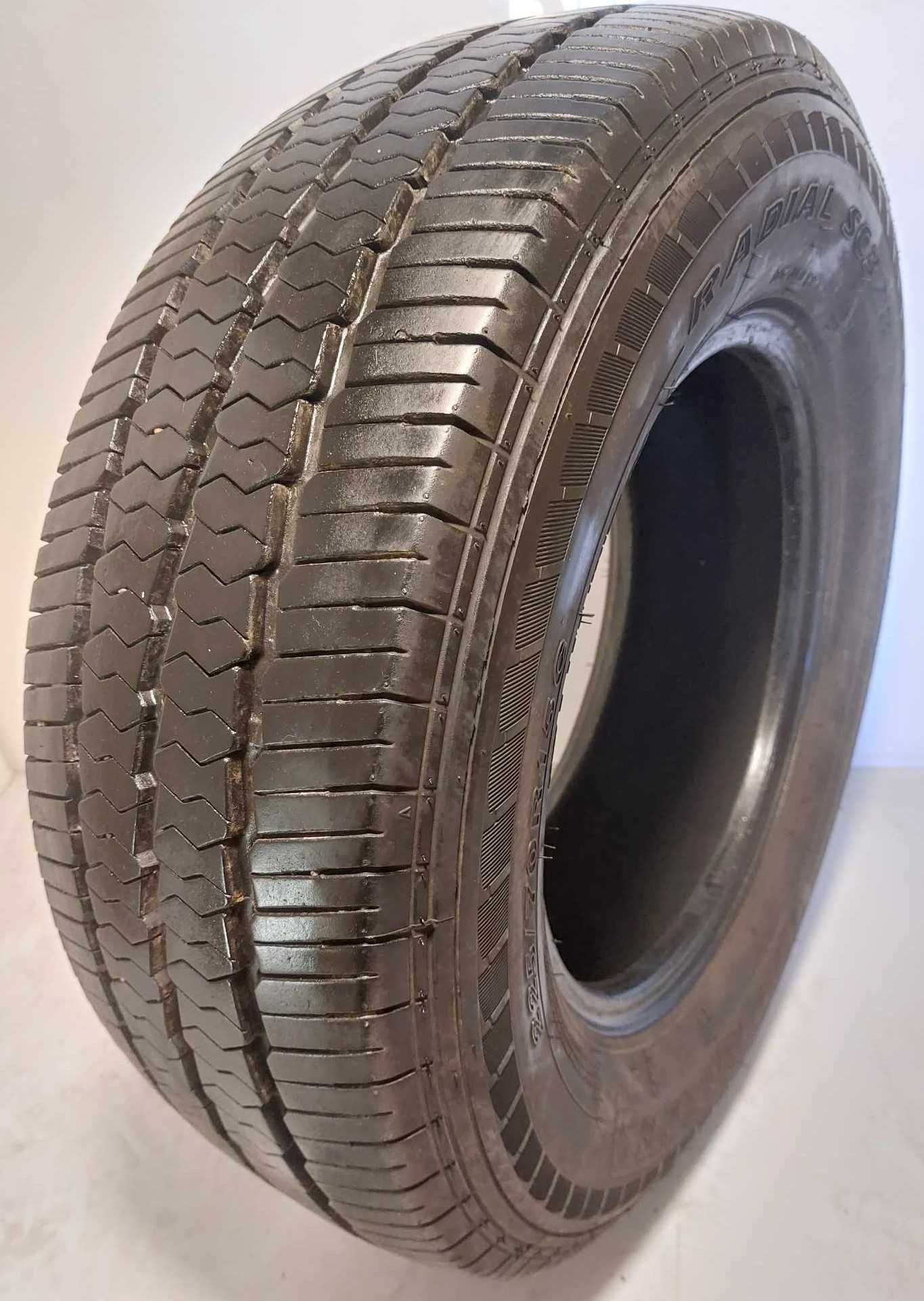 Opona letnia wzmacniana Goodride SC328 225/70 R15C 1 szt.