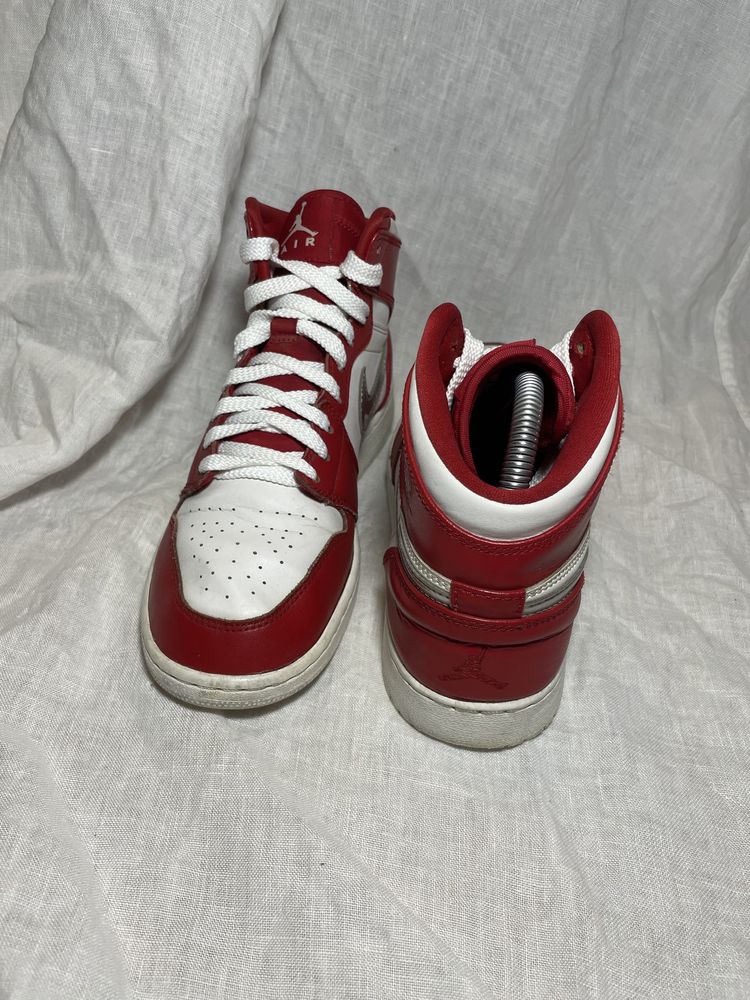 Nike Air Jordan 1 High Og silver medal