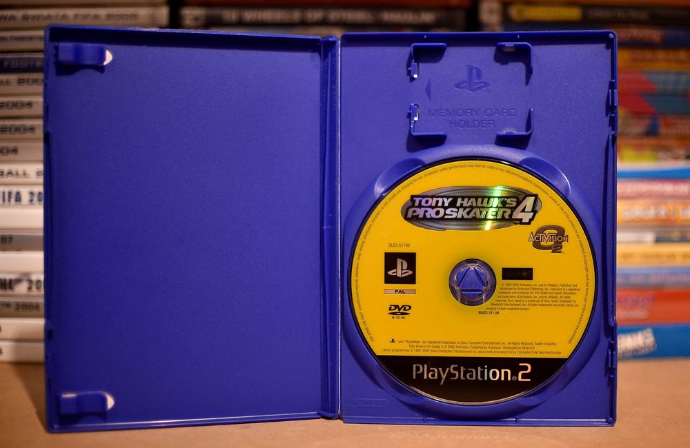 PS2 # Tony Hawks Pro Skater 4