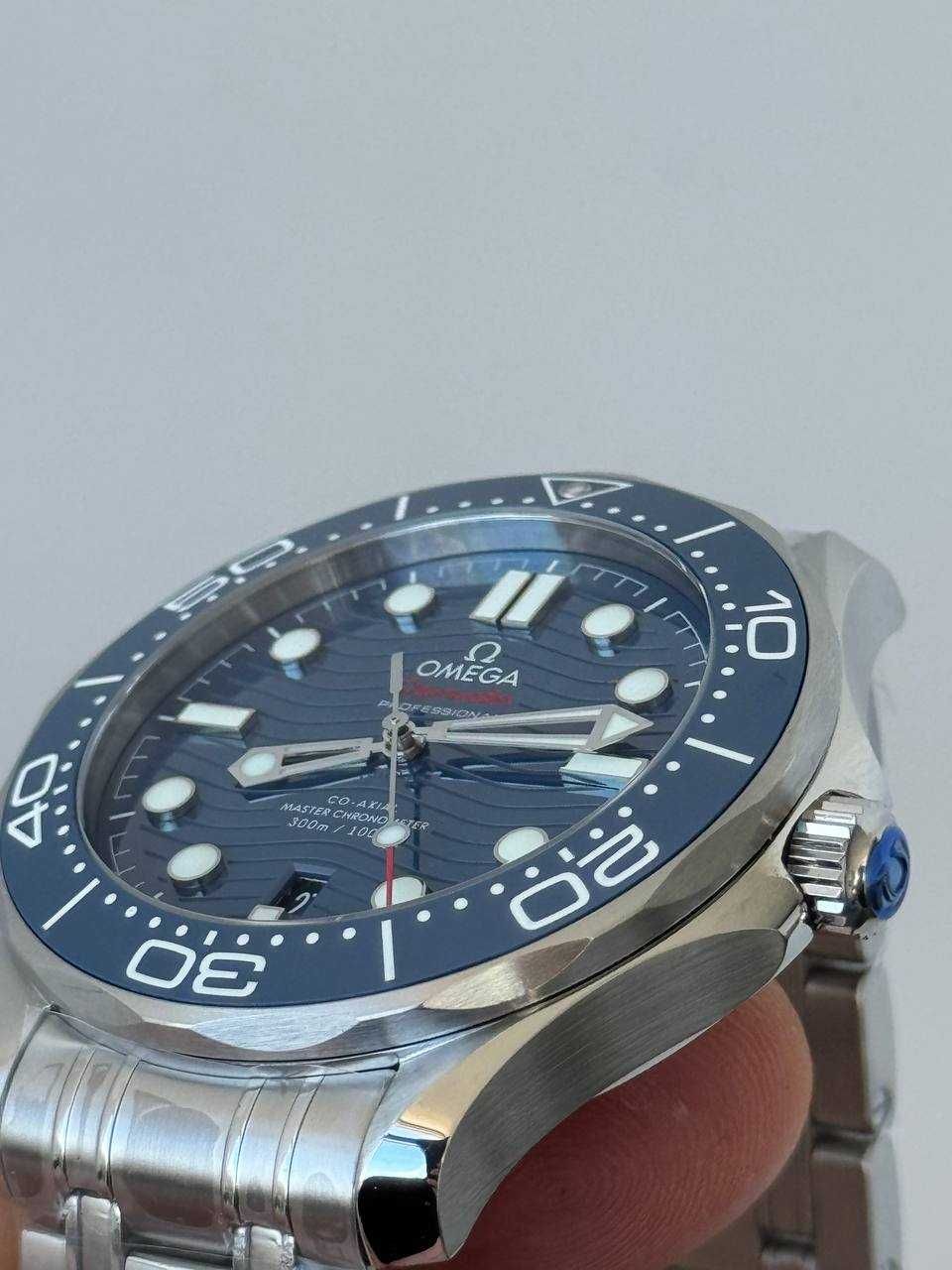 Omega Seamaster Diver 300m 42mm blue