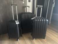 Nowy zestaw trzech walizek