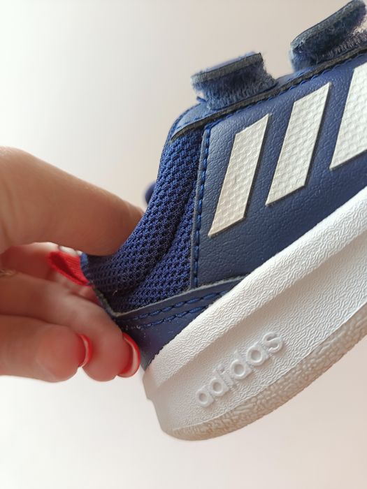Кросівки Adidas 22 для хлопчика