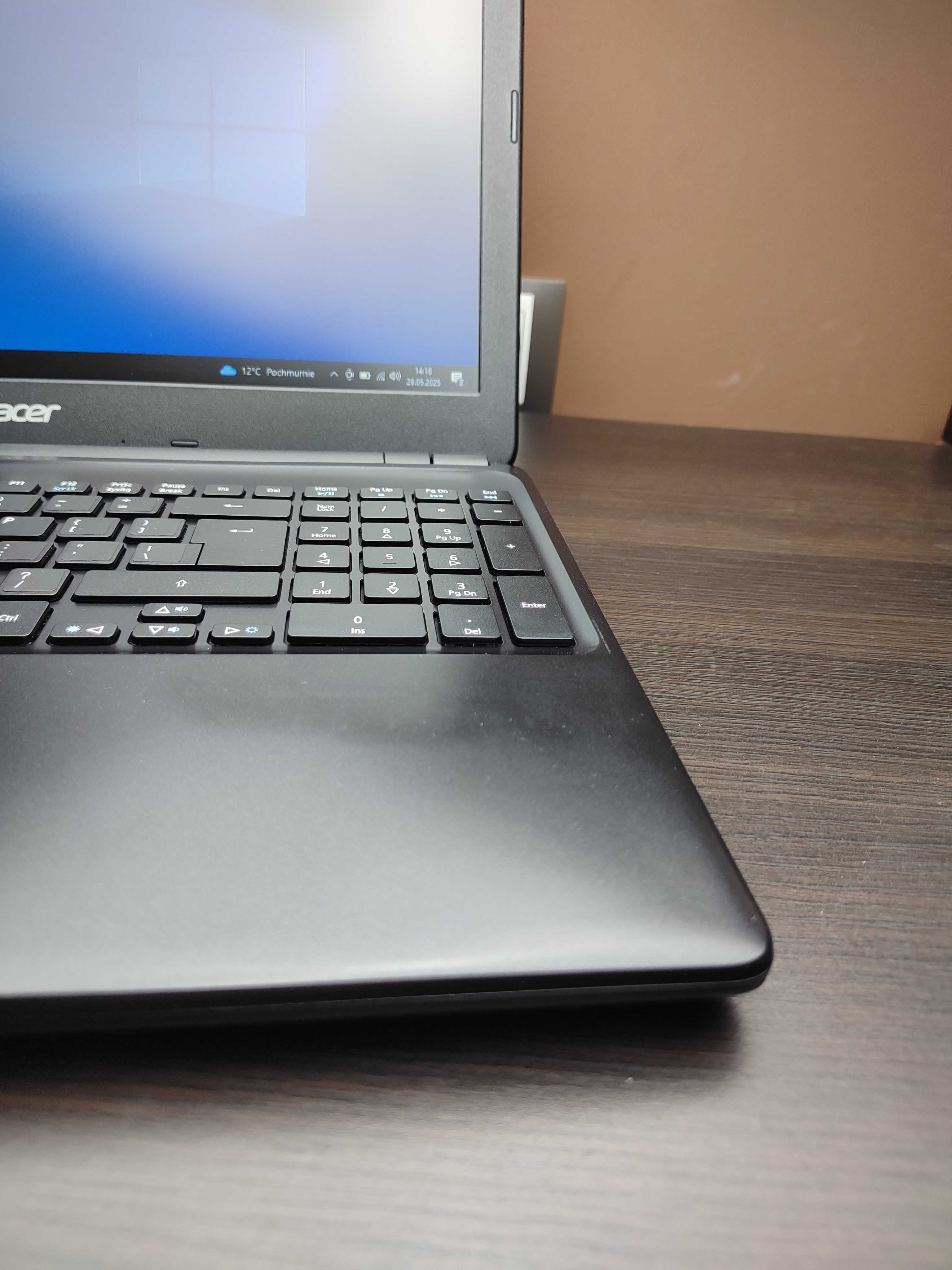 Laptop 15,6" Acer TravelMate P255 - i5-4200U/16GB RAM/128SSD/Win10 FV