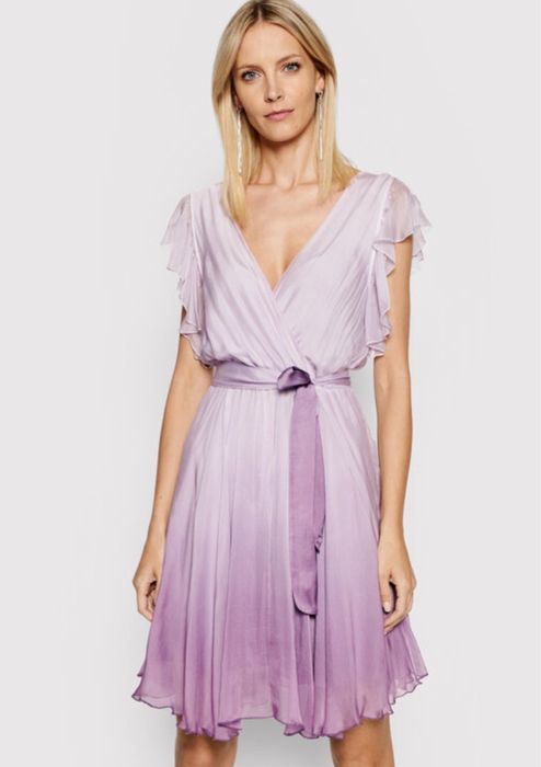 Guess шикарное шелковое  платье