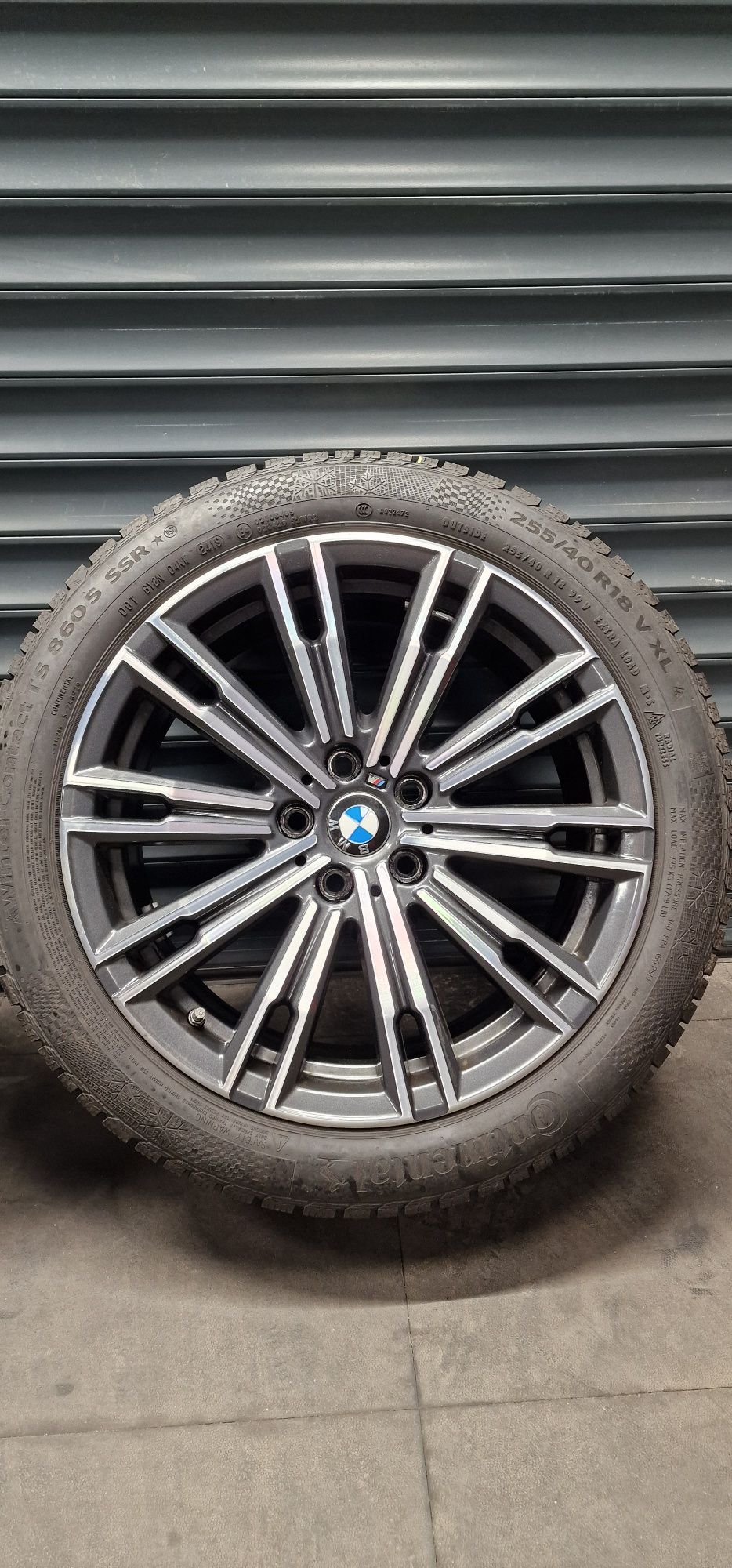 Koła zimowe BMW SERII 3 G20 G21 R18 
225/45R18 255/40R18