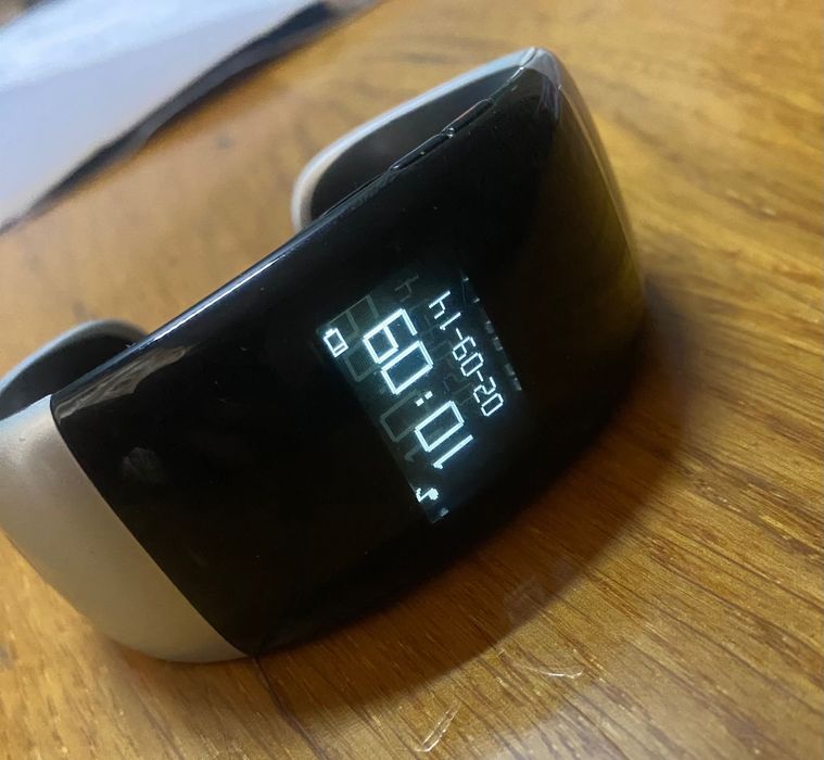 Смарт часы MyKronoz ZeBracelet2