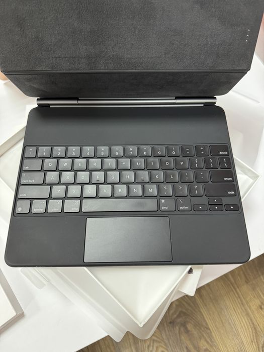 Apple Magic Keyboard для iPad Pro 12.9 3-6 покоління MXQU2 Гарантія!